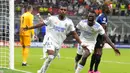 Pemain Real Madrid Rodrygo melakukan selebrasi usai mencetak gol ke gawang Inter Milan pada pertandingan Grup D Liga Champions di Stadion San Siro, Milan, Italia, Rabu (15/9/2021). Real Madrid menang 1-0. (AP Photo/Antonio Calanni)