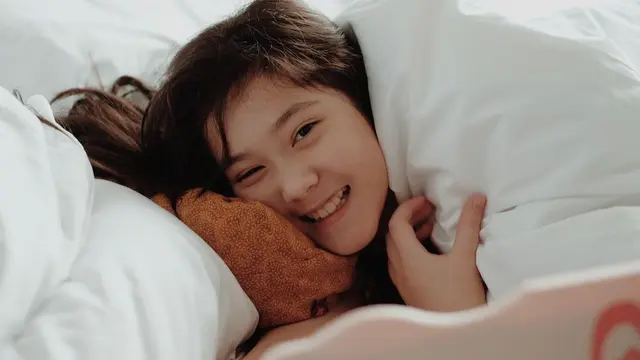 [Fimela] Potret Anak Nafa Urbach dan Zack Lee