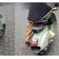 Ibu-ibu penunggang Vespa klasik (TikTok/@ijrbrewog15)