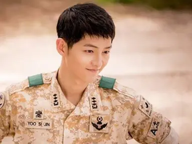 Bagi para pecinta drama korea tentu masih ingat  bagaimana tampannya Song Joong Ki saat mengenakan baju Militer. (Liputan6.com/IG/songjoongkionly)