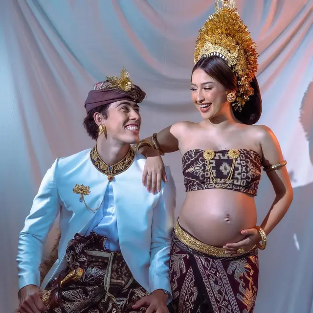6 Potret Maternity Shoot Jennifer Coppen dengan Berbagai Tema, Nantikan Kelahiran Anak