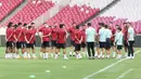 Pemain Timnas Indonesia menjalani sesi latihan resmi di Stadion Utama Gelora Bung Karno (SUGBK), Jakarta, Rabu (5/6/2024). Indonesia akan menghadapi Irak dalam Kualifikasi Piala Dunia 2026. (Bola.com/M Iqbal Ichsan)