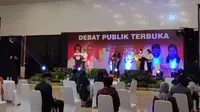 Debat perdana antarpaslon peserta Pilkada Kabupaten Sigi, tahun 2020 yang digelar KPUD Sigi, Kamis (29/10/2020). (Foto: Sobirin).