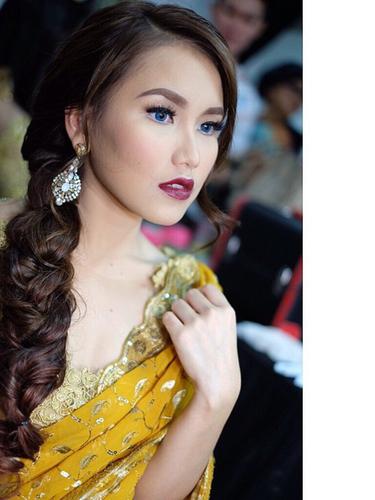 Cantiknya Ayu Ting Ting Berbusana Ala India News Entertainment Fimela Com
