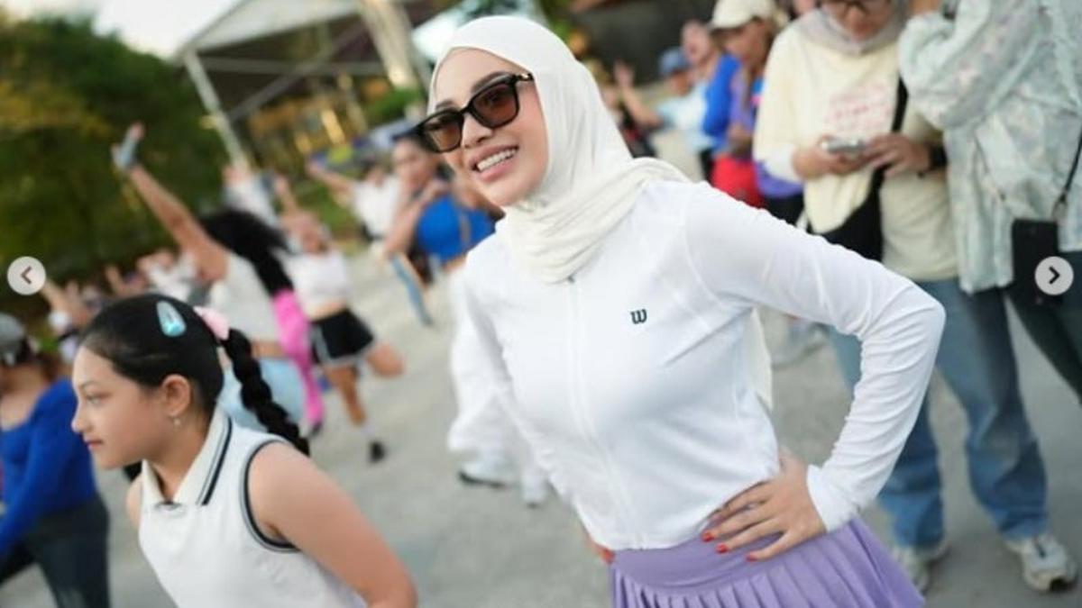 Gaya Modis Aurel Hermansyah Saat Olahraga Padel, Rok dan Tubuh Langsingnya Jadi Sorotan