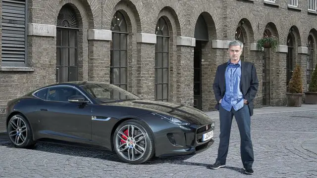Mourinho Mejeng Pakai F-Type R Coupe Spesial