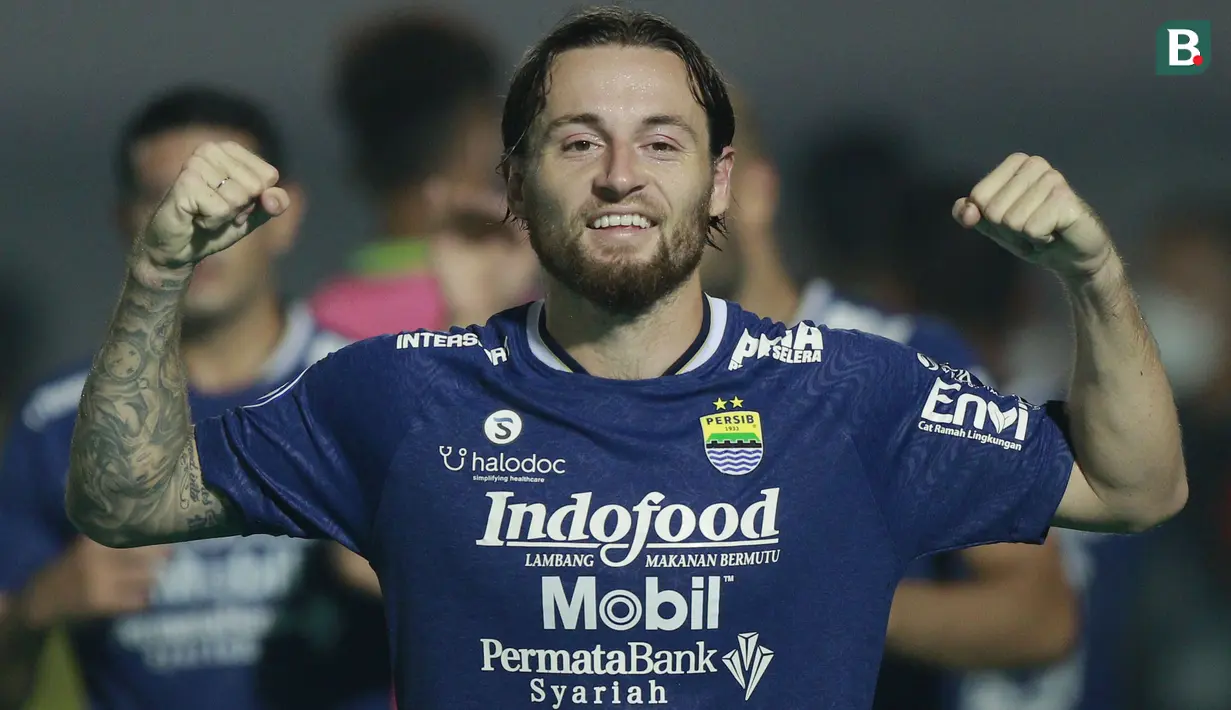 Pemain anyar Persib Bandung, Marc Klok mencetak satu-satunya gol ke gawang Barito Putera pada menit ke-86. (Foto: Bola.com/M Iqbal Ichsan)
