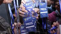 Wartawan yang tergabung dalam Forum Wartawan Persib (FWP) memboikot launching tim dan jersey Persib. (Bola.com/Erwin Snaz)