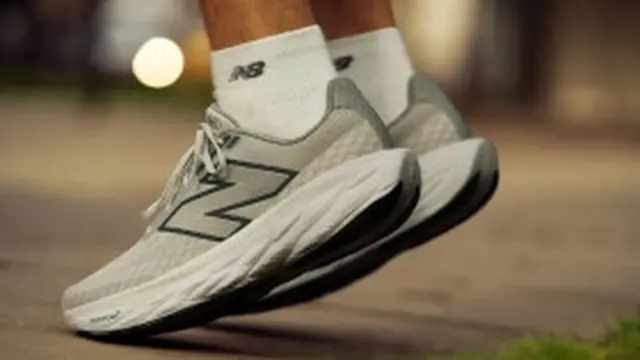 Sepatu untuk Jalan Kaki 20 Ribu Langkah