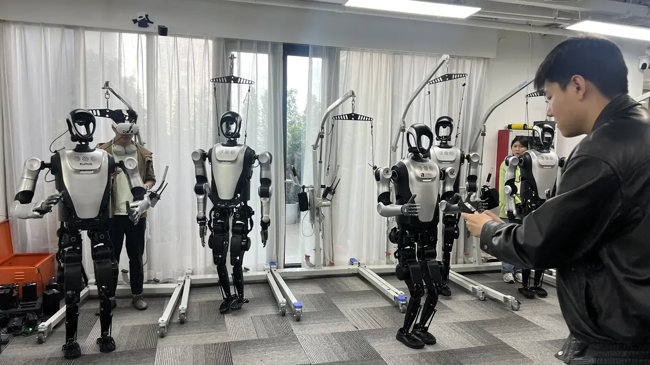 Robot buatan dari perusahaan Leju Robot di Shenzhen, Cina (Liputan6.com/Delvira Hutabarat)