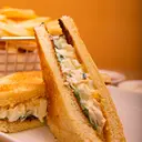 Resep Chicken Salad Sandwich ala Deli Amerika, Creamy dan Mudah Dibuat