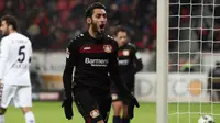 Calhanoglu segera berbaju AC Milan. (Bundesliga.com)
