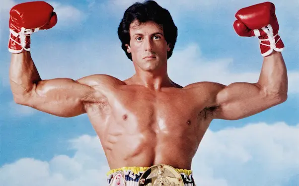 Sylvester Stallone disebut baru saja membocorkan bagian akhir film terbaru Rocky yang berjudul Creed melalui foto sebuah naskah.