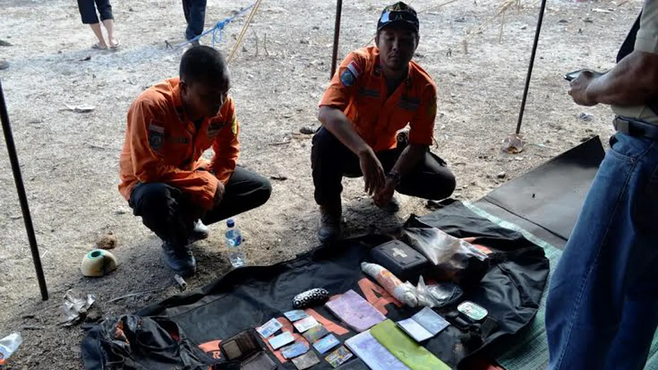 Tas Ransel Milik Siswa Pesawat Latih Liberty Ditemukan di Sumbawa