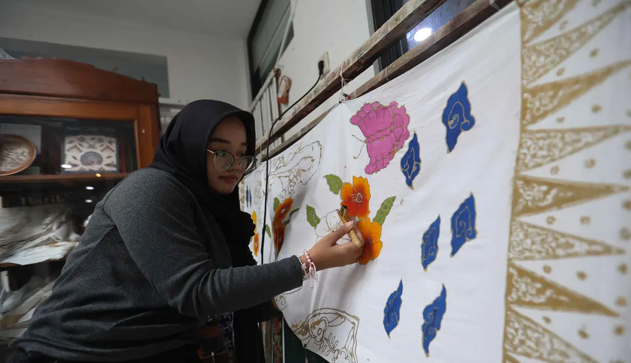 Diprakarsai oleh Budi Dwi Hariyanto, Rumah Batik Palbatu didirikan pada 2 Oktober 2013. (Kapanlagi.com/Budy Santoso)