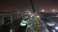 Pembangunan jalur Sky Train Bandara International Soekarno-Hatta, Cengkareng, Banten. (Dok AP II)