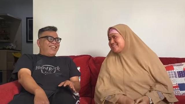 Empat Kali Diisukan Meninggal Dunia, Ini 6 Momen Abdel Kunjungi Mamah Dedeh