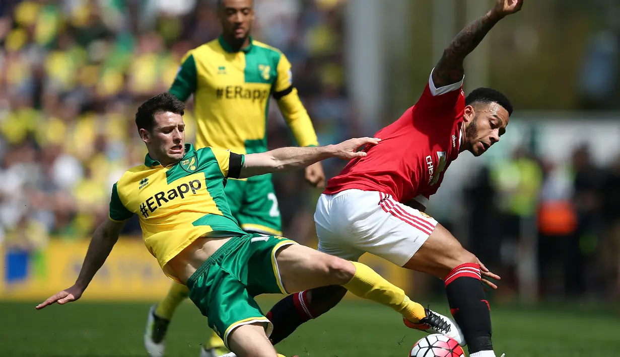 Memphis Depay dibeli Manchester United pada Juli 2015 dengan harga 25 juta poundsterling (Rp 419,12 miliar) usai membawa PSV Eindhoven menjadi juara Eredivisie 2014-15 dan menjadi top scorer kompetisi tersebut. (AFP/Justin Tallis)