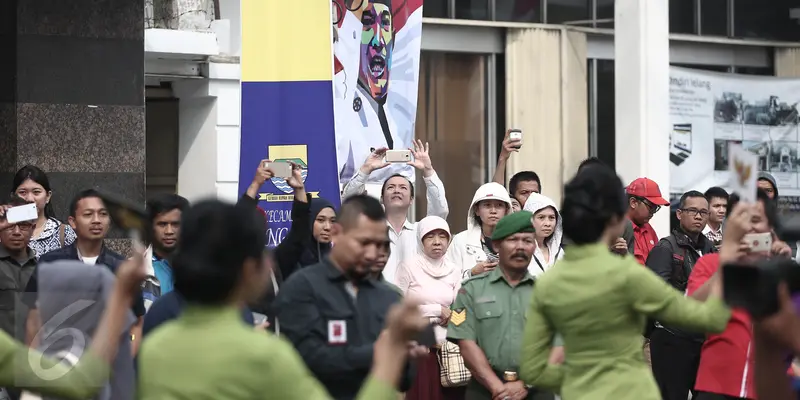 20160601-Antusias Warga Bandung Mengikuti Acara Peringati Lahirnya Pancasila-Fanani