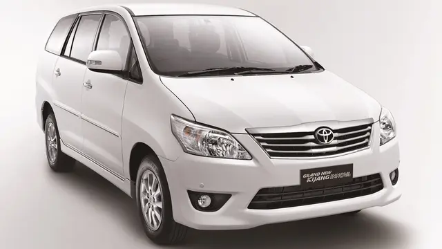 Toyota Kijang Innova Gen.1 facelift