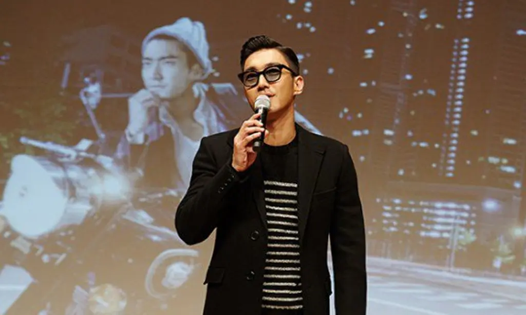 Siwon ajak 200 penggemar menonton drama `She Was Pretty` bersama [foto: allkpop]
