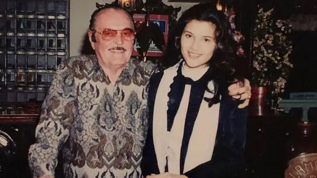 6 Potret Kenangan Tamara Bleszynski dan Mendiang Ayah, Buntut Digugat Rp 34 Miliar