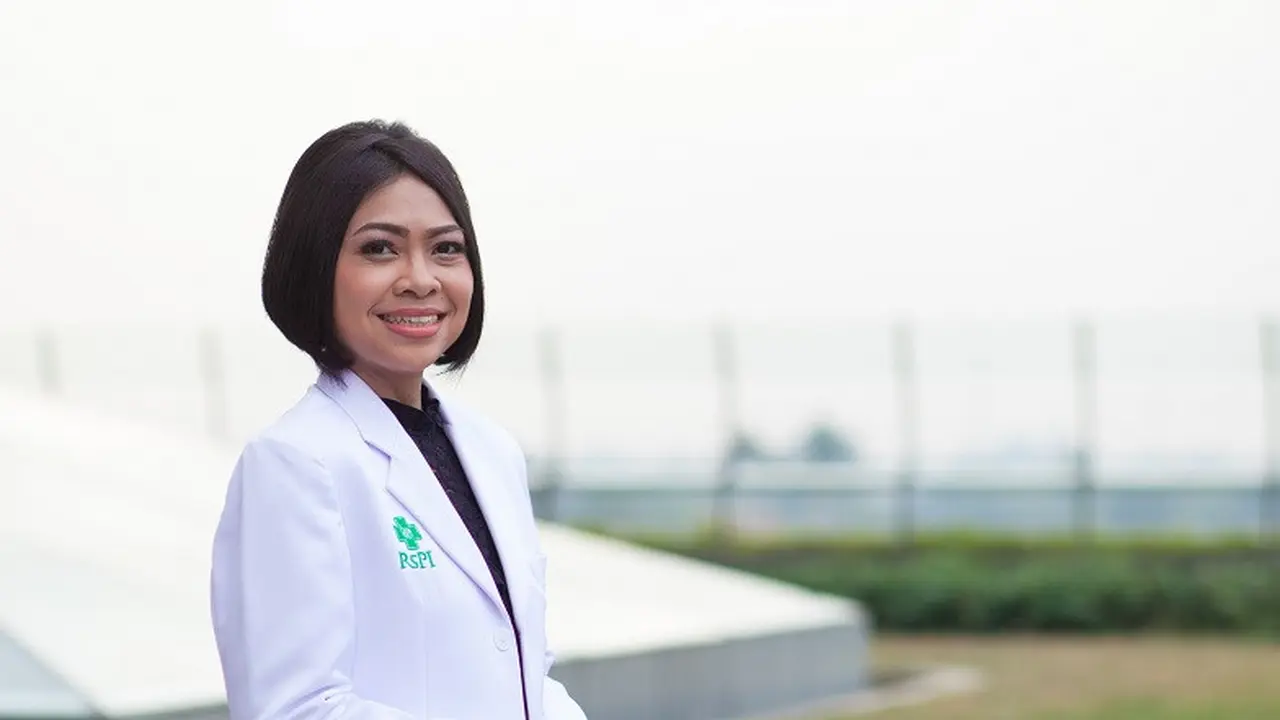 dr. Cahyani Gita Ambarsari, Sp.A (K), Dokter Spesialis Anak Konsultan Nefrologi Anak RS Pondok Indah - Bintaro Jaya