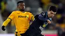 <p>Gol bagi Wolves baru tercipta di menit ke-42. Diawali blunder dari lini belakang Burnley, bola berhasil direbut para pemain Wolves. Hwang pun memanfaatkan situasi ini untuk membobol gawang tim tamu. (Mike Egerton/PA via AP)</p>