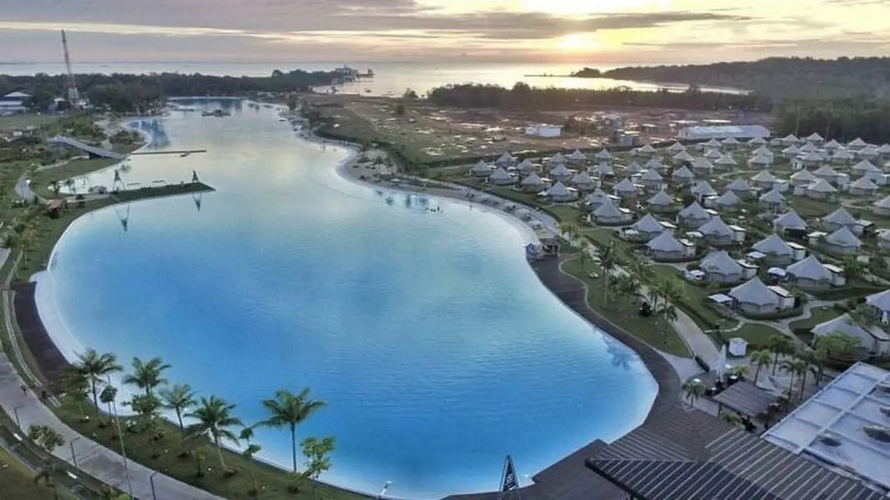 Crystal Lagoon (sumber: Bintan Resorts)