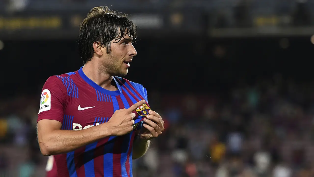 Foto: 6 Pemain yang Dapat Meninggalkan Barcelona Secara Gratis Musim Depan Gegara Kontraknya Habis Akhir Musim 2021 / 2022 Ini