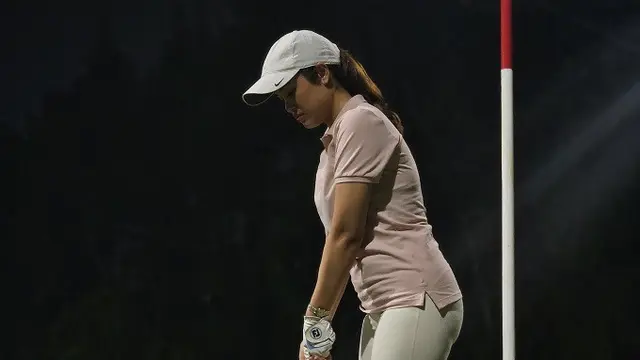 Hasil Foto Mode Potrait dan Expert Raw Samsung Galaxy Z Fold 5. Model Pemain Golf