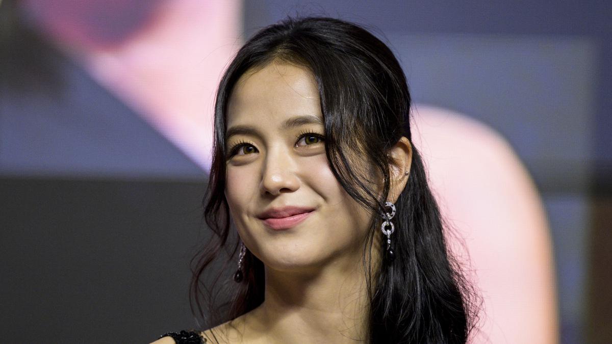 Jisoo Blackpink Tak Mau Dikaitkan dengan Isu Pelecehan yang Menyeret Sang Kakak, Ungkap Kondisi Masa Lalu