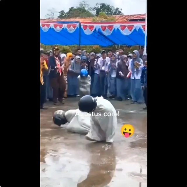 6 Momen Apes Peserta Lomba Ikut 17 Agustusan