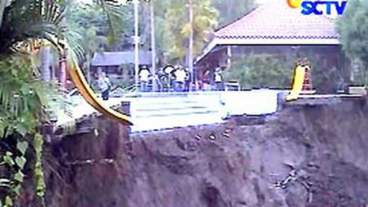 300407akolamlongsor.jpg