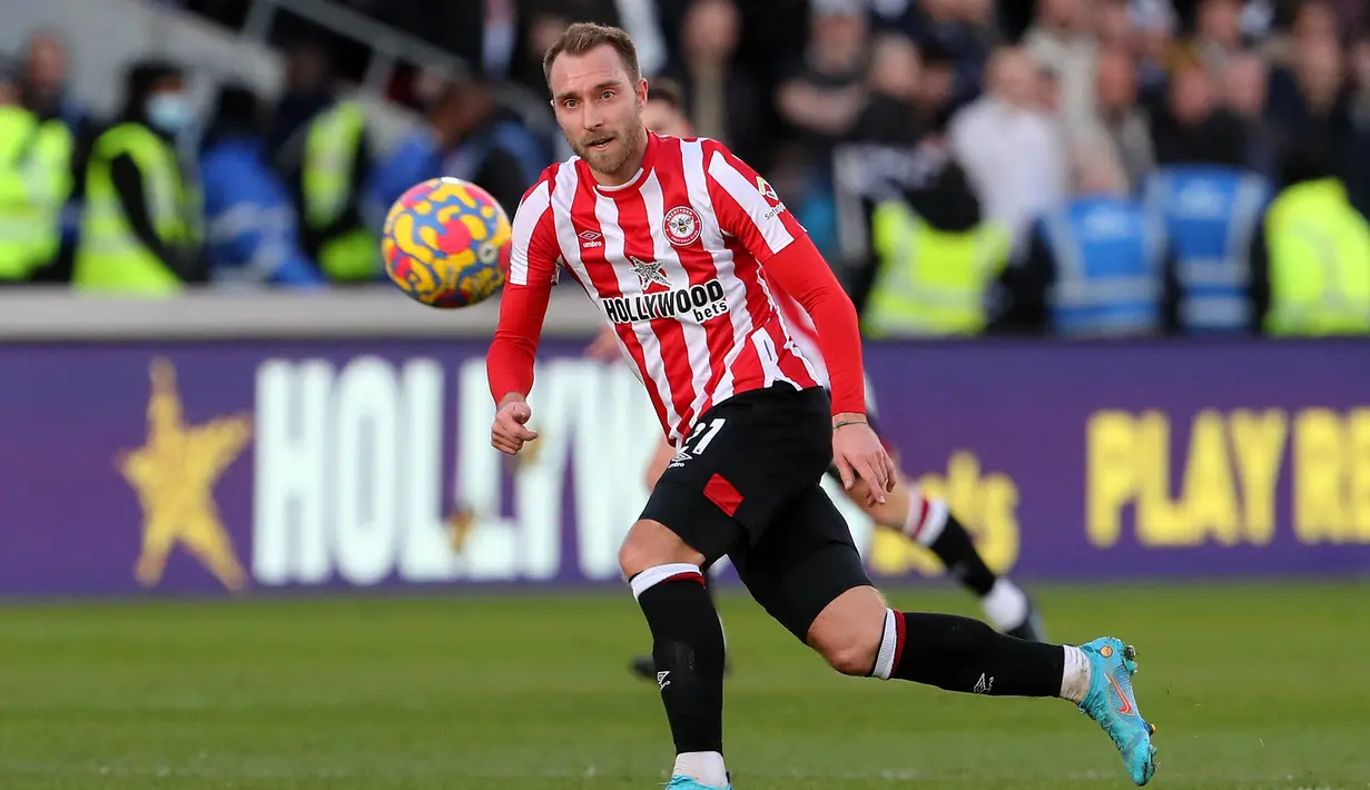 Namun sayang pada momen baik tersebut, Eriksen harus merasakan kekalahan dengan skor 0-2 dari Newcastle. Pemain asal Denmark itu juga belum mampu berbuat banyak. (AFP/Geoff Caddick)