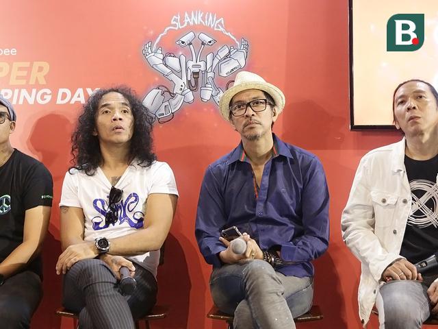 Lirik Lagu Kritis Bbm Slank Ragam Bola Com Bakal bikin longdress bang, ikut jadi ratu + deeh. lirik lagu kritis bbm slank ragam