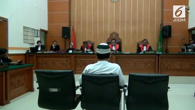 Terdakwa kasus latihan fisik persiapan teror di Riau dan Jambi, Wawan Kurniawan alias Abu Afif tak terima dihukum 11 tahun penjara.