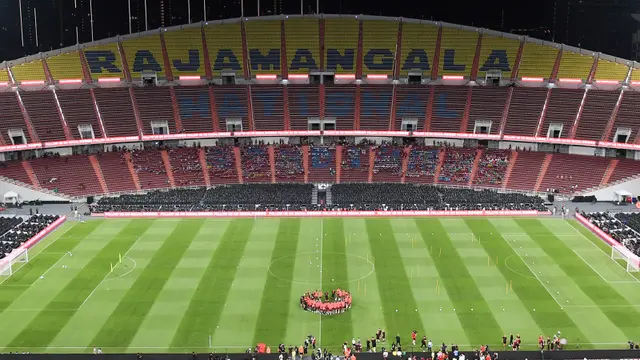 Foto: Liverpool Jajal Stadion Rajamangala Thailand Jelang Hadapi Manchester United