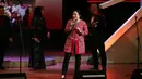 Dua lagu Panbers dibawakan oleh anak mantan presiden Megawati dalam acara tersebut.  Puan menyanyikan lagu bejudul Akhir Cinta dan Terlambat Sudah. (Nurwahyunan/Bintang.com)