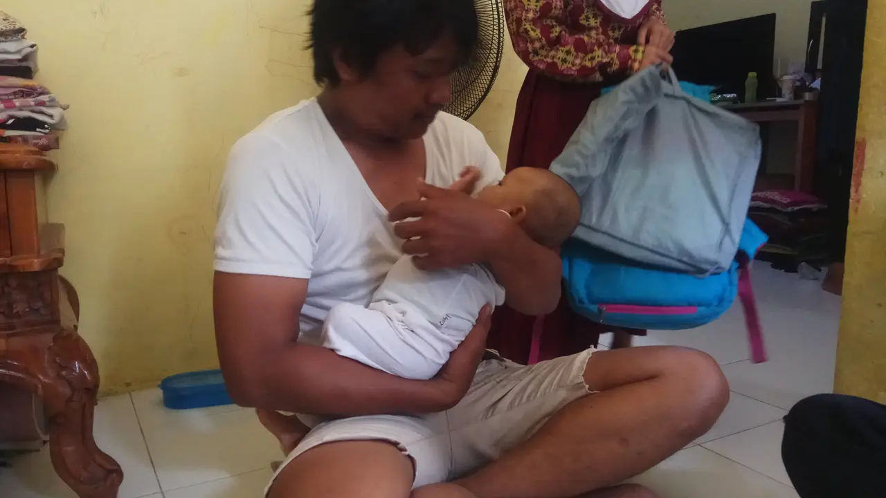 Tiwi, bayi pengidap Atresia Bilier