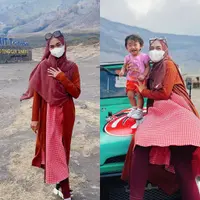 Baru-baru ini Ria Ricis mengajak sang anak, Moana untuk liburan menikmati keindahan alam. [@riaricis1795]