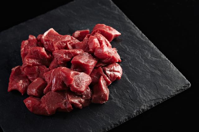 1. Pastikan Daging Sudah Sangat Dingin Sejak Awal
