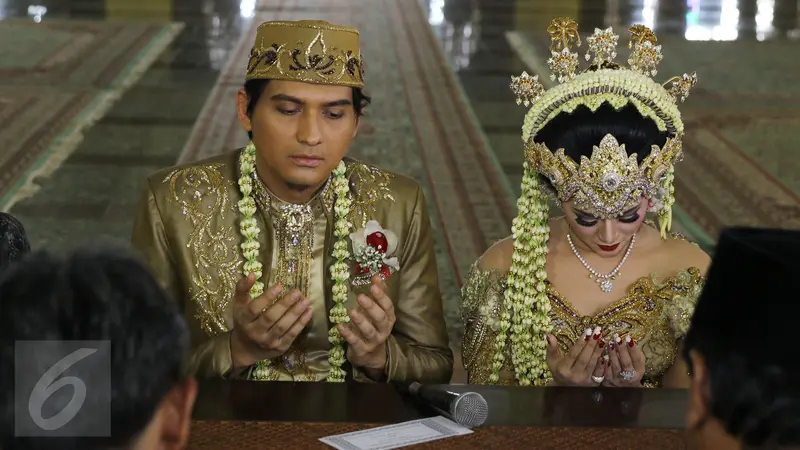 Lucky Hakim dan Tiara Dewi