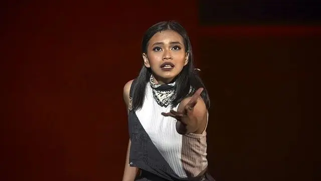 10 Potret Desmonda Cathabel, Wanita Indonesia yang Jadi Jasmine di Drama Musikal Aladdin