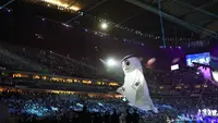 Maskot Piala Dunia 2022, La'eeb tampil saat upacara pembukaan di Stadion Al-Bayt, Qatar, Minggu (20/11/2022).&nbsp;(AP Photo/Darko Bandic)