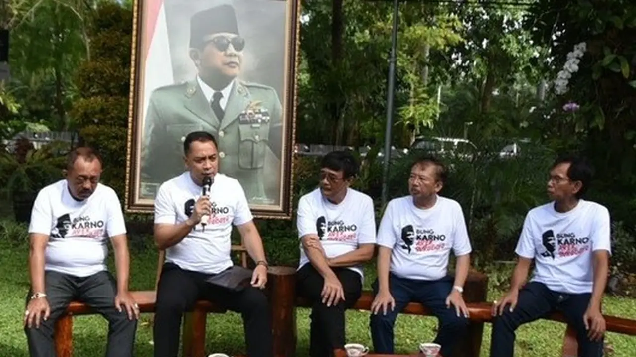 Wali Kota Surabaya Eri Cahyadi mengumumkan sayembara pembuatan patung Bung Karno. (surabaya.go.id).