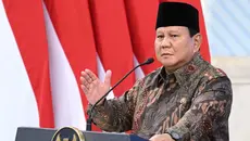 Prabowo Ungkap Alasan Gaji Guru di Indonesia Tak Bisa Naik