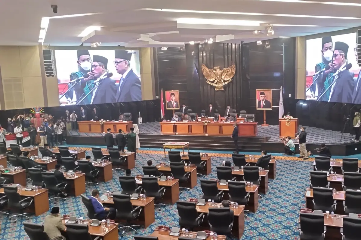 Dewan Perwakilan Rakyat Daerah (DPRD) DKI Jakarta gelar rapat paripurna dengan agenda pelantikan anggota baru pergantian antar waktu (PAW) dari Fraksi Partai Amanat Nasional (PAN) pada hari ini, Selasa (2/8/2022)(Liputan6.com/Winda Nelfira)