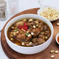 ilustrasi rawon/copyright by Rosdaniar (Shutterstock)