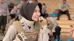Hikma Nur Syafa atau yang kerap disapa Briptu Imah ini tengah menjadi sorotan publik karena dirinya yang terlihat mirip dengan artis cantik Pevita Pearce. (Liputan6.com/IG/hikmanursyaa)